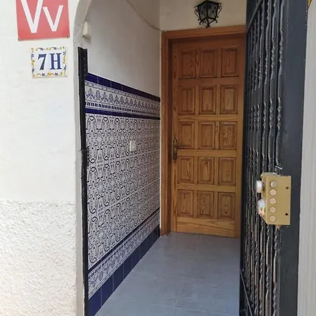 بيت للعطل La Palmera1 Casa Al Primer Piso Con 2 - Two Bedroom House On The First Floor --- La Palmera 2 Casa En Planta Baja Con 1 Dormitorio, One Bedroom House On The Ground Floor أَغايتي