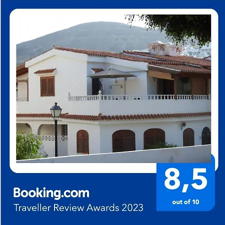 بيت للعطل La Palmera1 Casa Al Primer Piso Con 2 - Two Bedroom House On The First Floor --- La Palmera 2 Casa En Planta Baja Con 1 Dormitorio, One Bedroom House On The Ground Floor أَغايتي