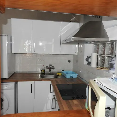 بيت للعطل La Palmera1 Casa Al Primer Piso Con 2 - Two Bedroom House On The First Floor --- La Palmera 2 Casa En Planta Baja Con 1 Dormitorio, One Bedroom House On The Ground Floor أَغايتي