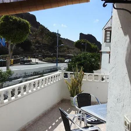 بيت للعطل La Palmera1 Casa Al Primer Piso Con 2 - Two Bedroom House On The First Floor --- La Palmera 2 Casa En Planta Baja Con 1 Dormitorio, One Bedroom House On The Ground Floor أَغايتي