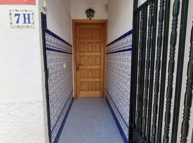 La Palmera1 Casa Al Primer Piso Con 2 - Two Bedroom House On The First Floor --- La Palmera 2 Casa En Planta Baja Con 1 Dormitorio, One Bedroom House On The Ground Floor * Agaete (Gran Canaria)