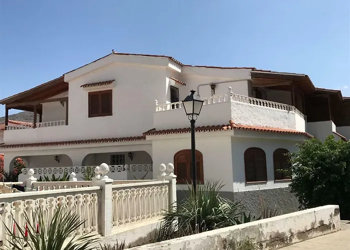 Hébergement de vacances La Palmera1 Casa Al Primer Piso Con 2 - Two Bedroom House On The First Floor --- La Palmera 2 Casa En Planta Baja Con 1 Dormitorio, One Bedroom House On The Ground Floor *