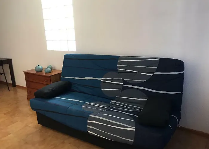 La Palmera1 Casa Al Primer Piso Con 2 - Two Bedroom House On The First Floor --- La Palmera 2 Casa En Planta Baja Con 1 Dormitorio, One Bedroom House On The Ground Floor * Agaete (Gran Canaria)