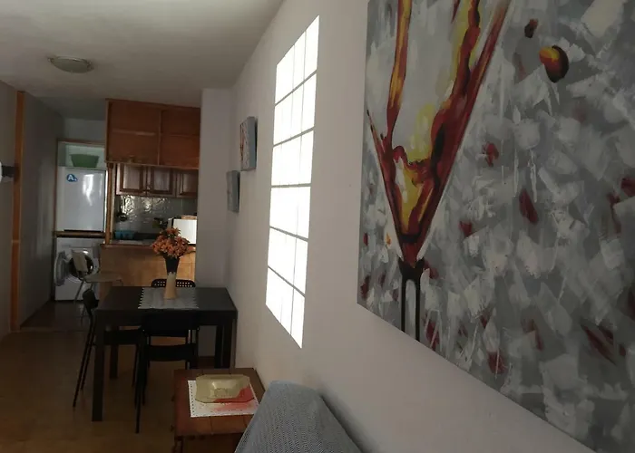 La Palmera1 Casa Al Primer Piso Con 2 - Two Bedroom House On The First Floor --- La Palmera 2 Casa En Planta Baja Con 1 Dormitorio, One Bedroom House On The Ground Floor *
