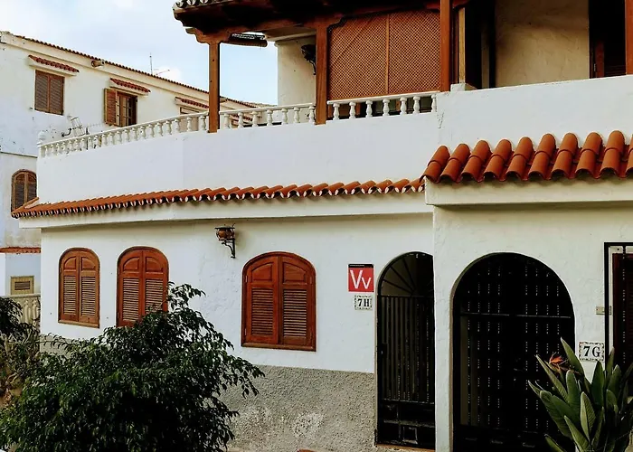 Hébergement de vacances La Palmera1 Casa Al Primer Piso Con 2 - Two Bedroom House On The First Floor --- La Palmera 2 Casa En Planta Baja Con 1 Dormitorio, One Bedroom House On The Ground Floor