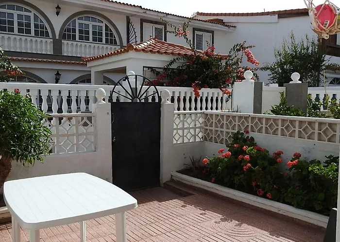 Hébergement de vacances La Palmera1 Casa Al Primer Piso Con 2 - Two Bedroom House On The First Floor --- La Palmera 2 Casa En Planta Baja Con 1 Dormitorio, One Bedroom House On The Ground Floor Agaete (Gran Canaria)